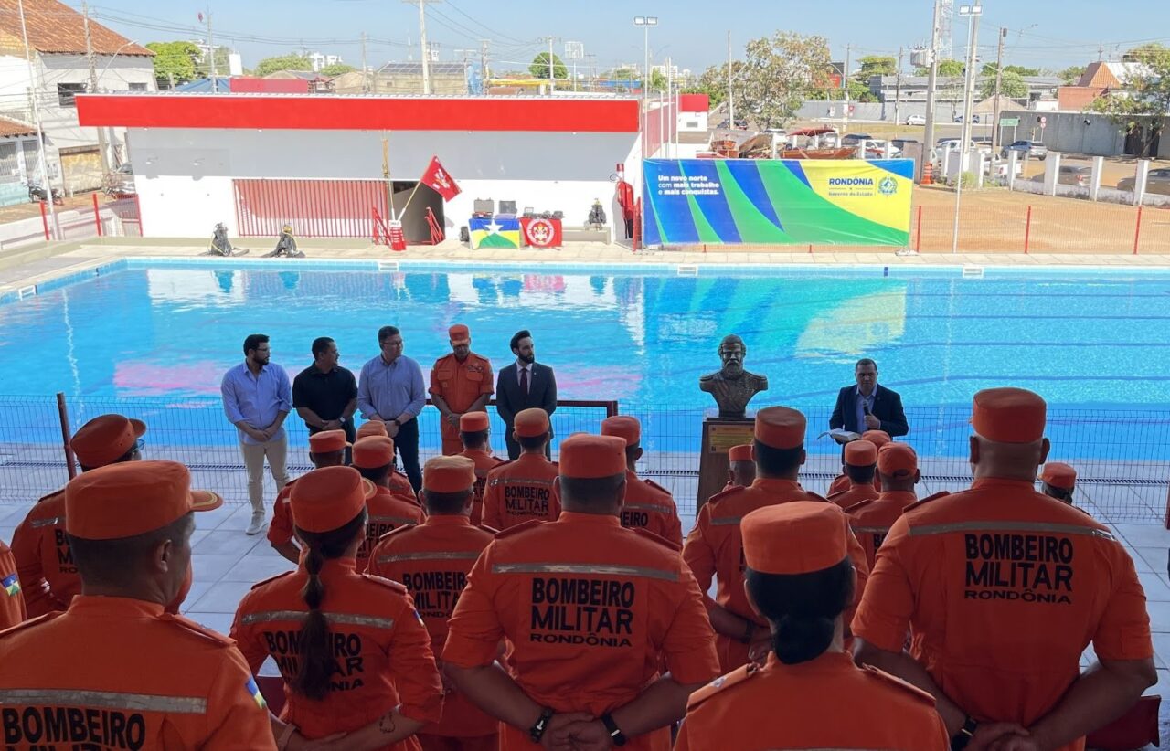 Com a piscina do Centro de Treinamento Operacional, os treinamentos foram ampliados em salvamento aquático