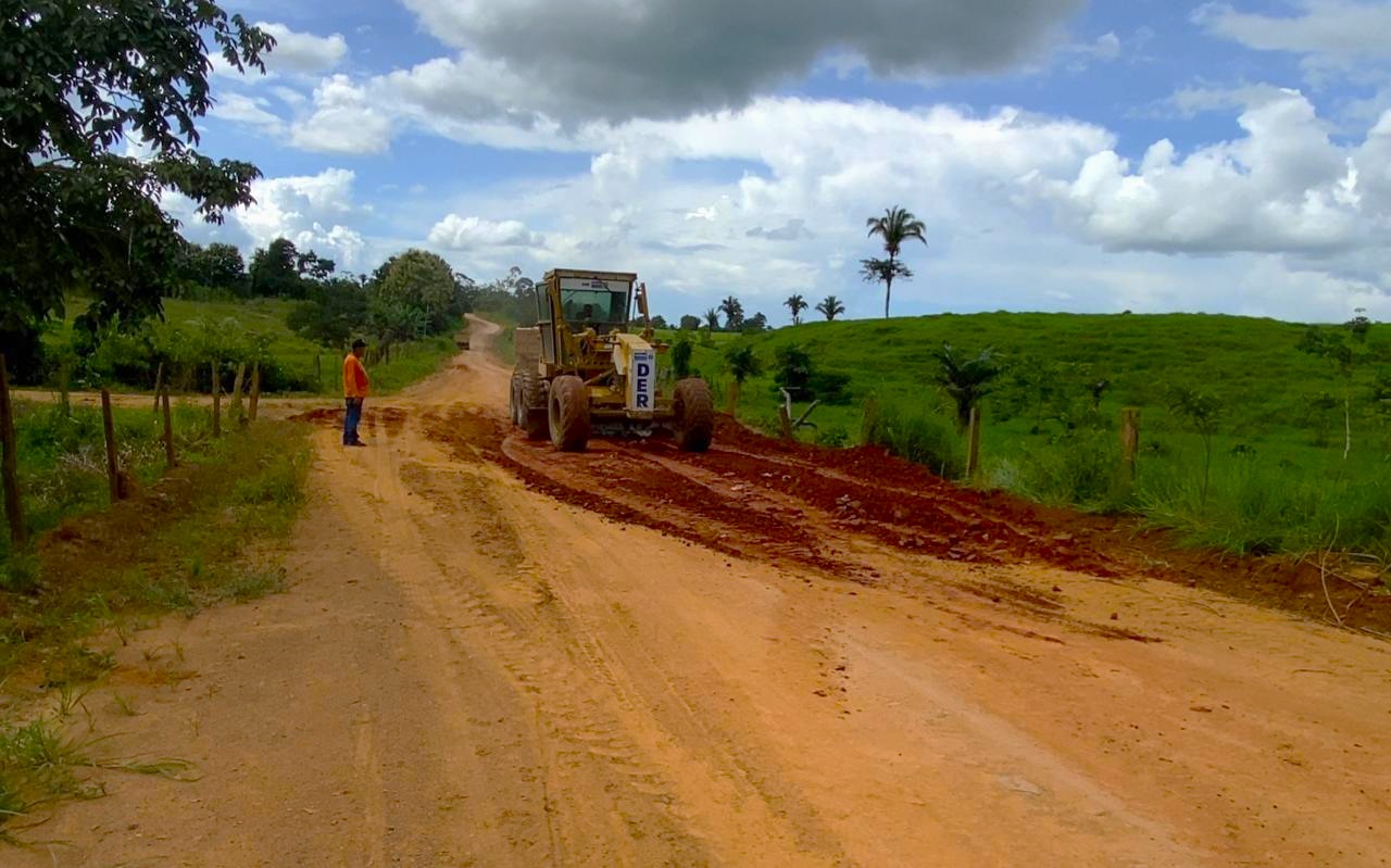 Rodovia-133 passa por recuperação de aterro no trecho entre Vale do Paraíso e Bom Jesus