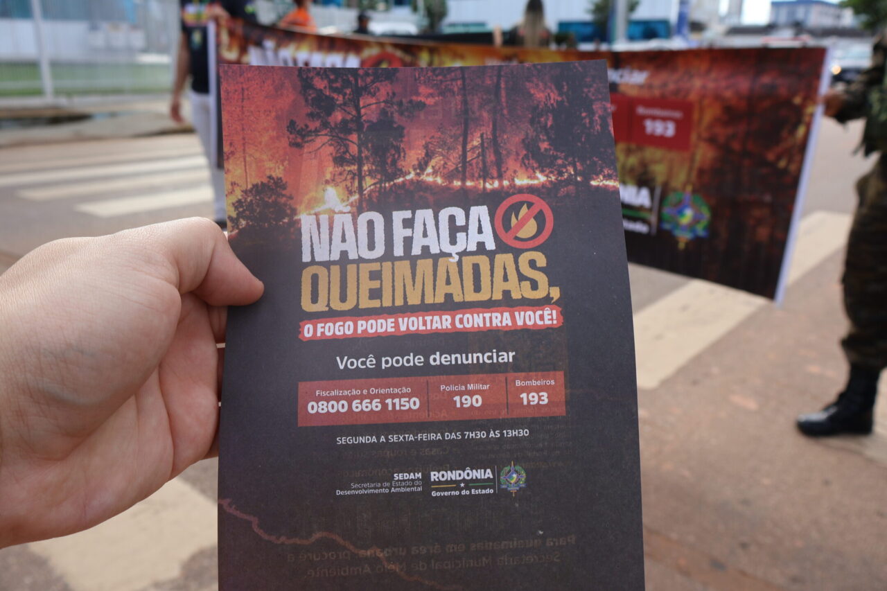 A ação ocorreu na Avenida Farquar, em frente ao Palácio Rio Madeira