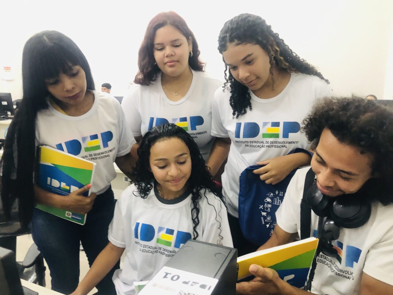 Aulas de 17 turmas de cursos técnicos que motivam jovens para ingressar no mercado de trabalho tem início, em Porto Velho