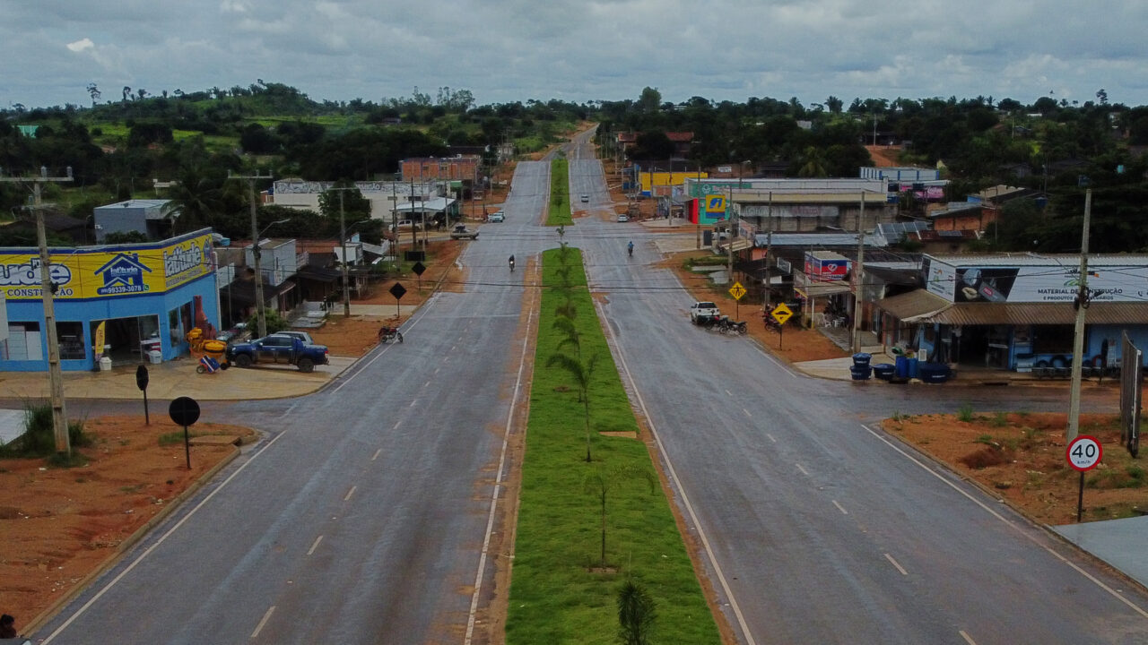 Rodovia-420 recebe sinalização completa do governo de RO e reforça segurança viária em Jacinópolis