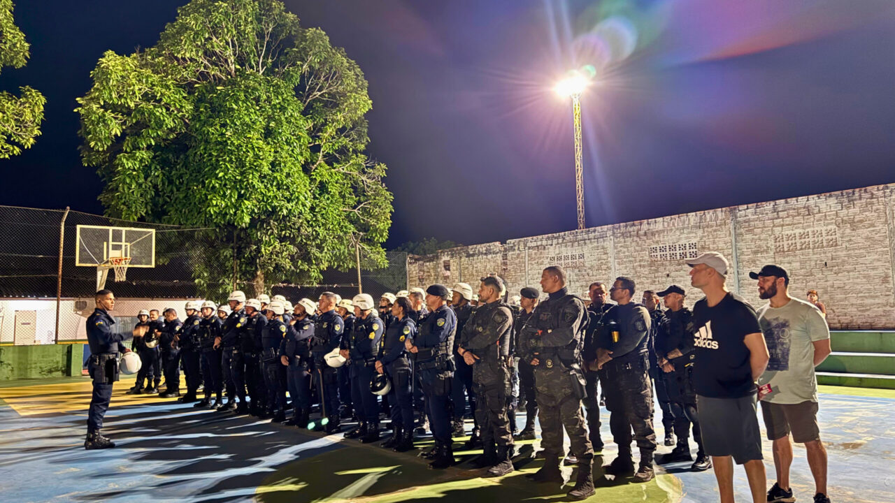 Polícia Penal inicia Operação Carnaval durante desfile de bloco na região Central de Porto Velho