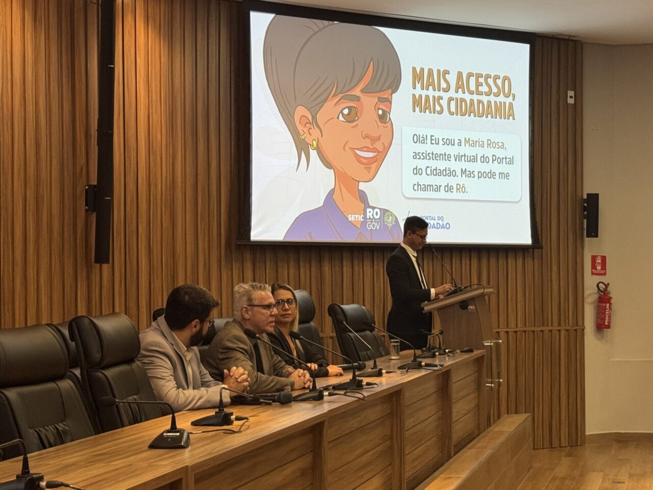 Evento também marcou o lançamento da assistente virtual Rô, nova funcionalidade do Portal do Cidadão feita para facilitar o acesso da população aos serviços digitais do governo.
