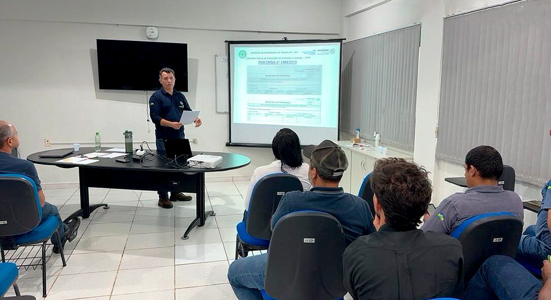 DER-RO capacita novos integrantes da CIPA para ampliar segurança e respeito no ambiente de trabalho