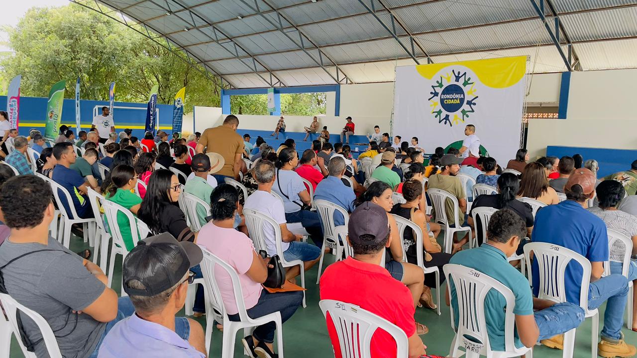 Programa Rondônia Cidadã chega ao distrito de Rio Pardo com atendimentos gratuitos à população