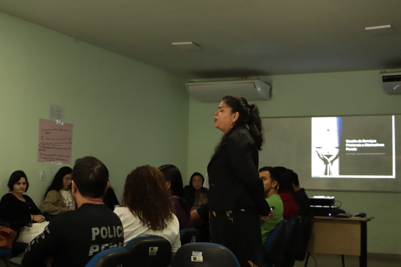 Capacitação de servidores aprimora serviços de atendimento à pessoa egressa do sistema prisional