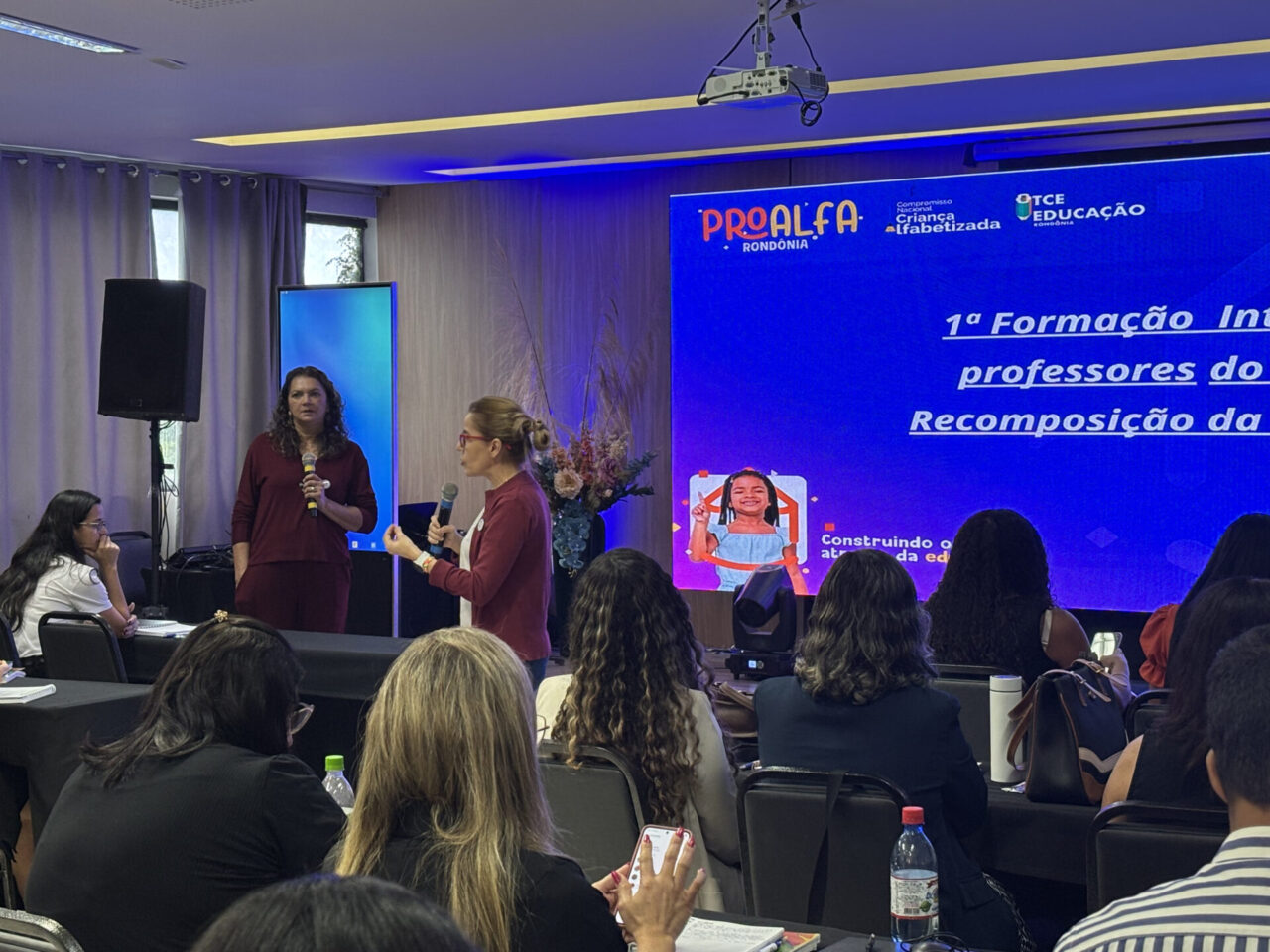 A programação também contemplou aprofundamento no ensino de Matemática e Língua Portuguesa