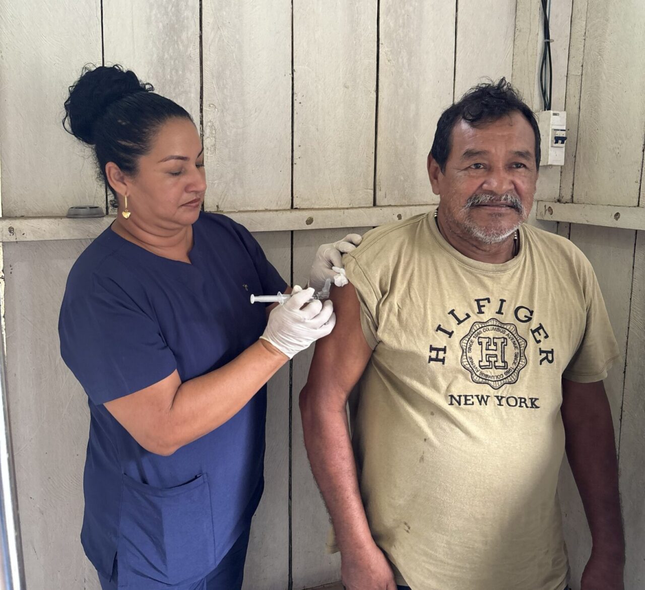 Foram realizadas consultas, entrega de medicamentos e vacinação