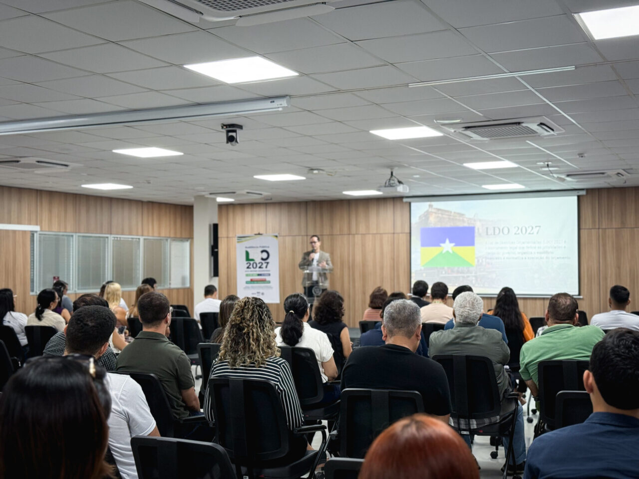 Apresentação de parâmetros e metas para o PLDO