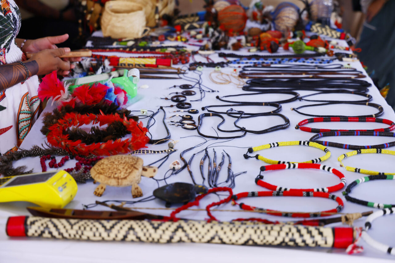 A programação inclui exposição de trabalhos dos estudantes, apresentações artísticas, performance interativa e exibição audiovisual