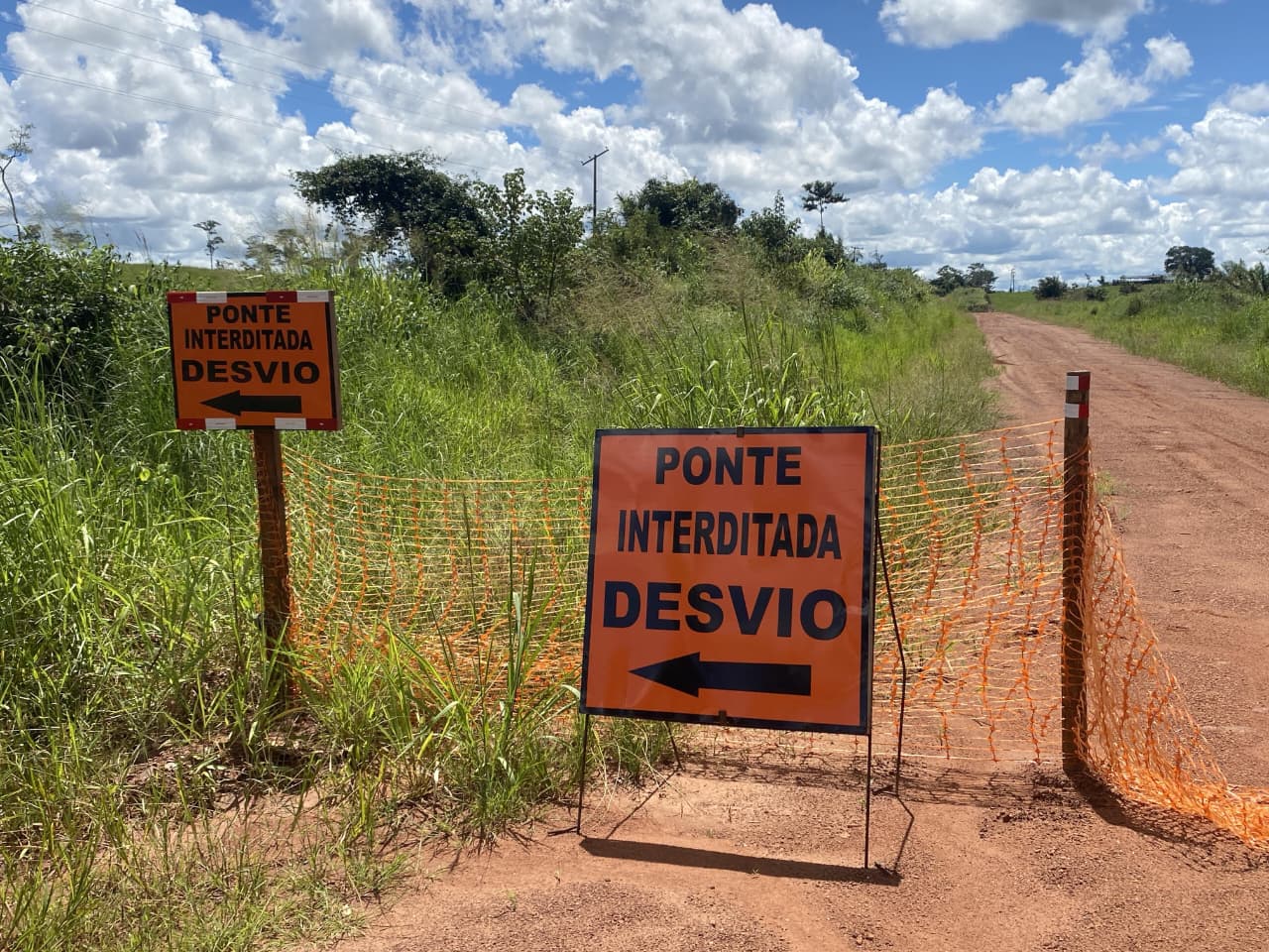 Governo de RO atua para restabelecer tráfego na RO-490, no trecho da ponte sob o Rio Colorado, em Alto Alegre dos Parecis