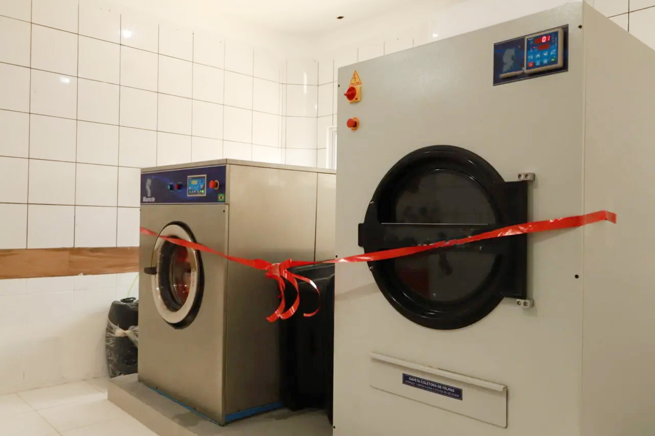 Lavanderia industrial é entregue e amplia oportunidades por meio do trabalho no sistema prisional, em Porto Velho