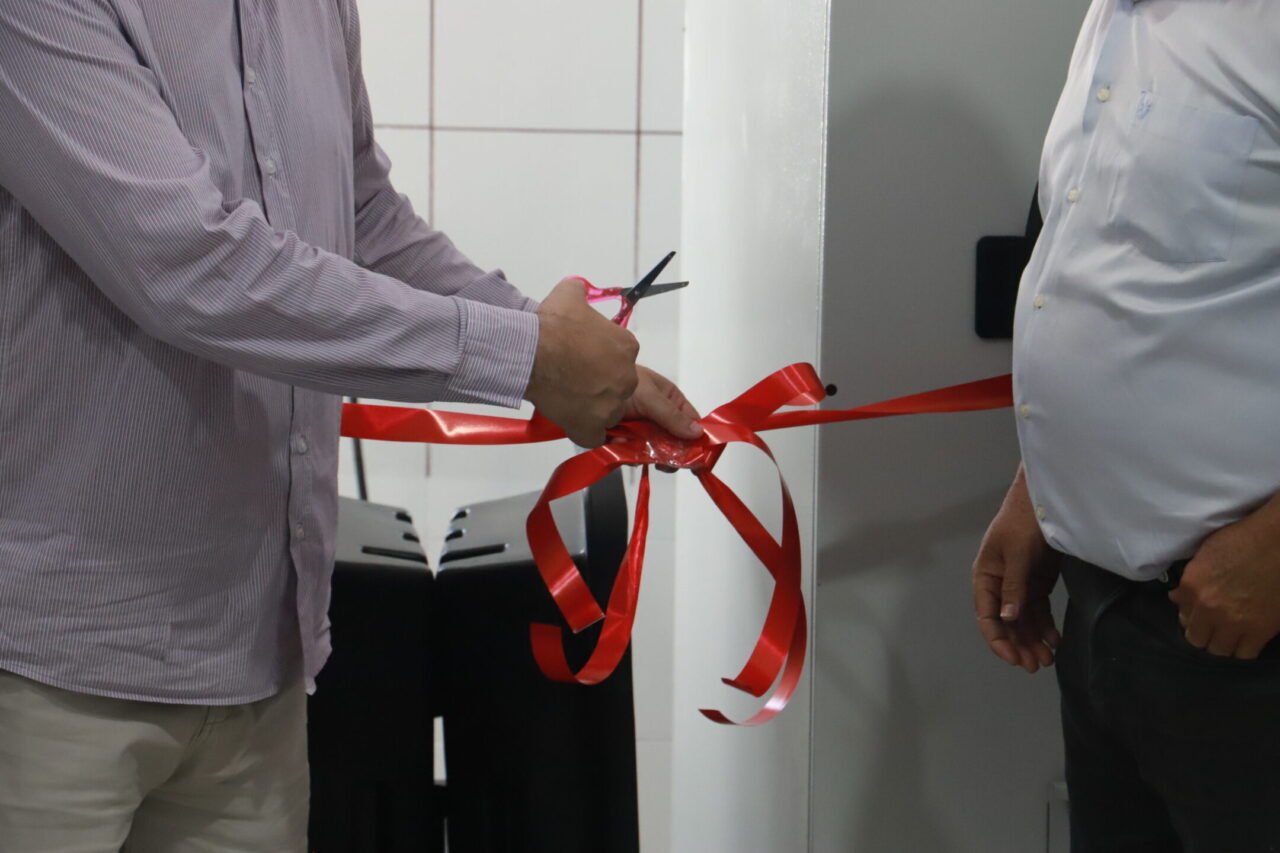 Lavanderia industrial é inaugurada e amplia oportunidades por meio do trabalho no sistema prisional, em Porto Velho