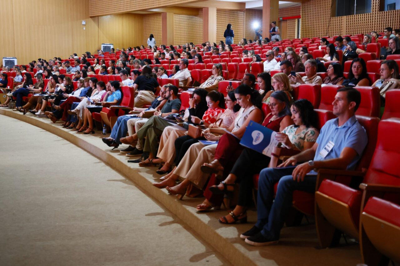 Avanços na Educação e colaboração entre estado e municípios pautam segundo dia do seminário do Saero