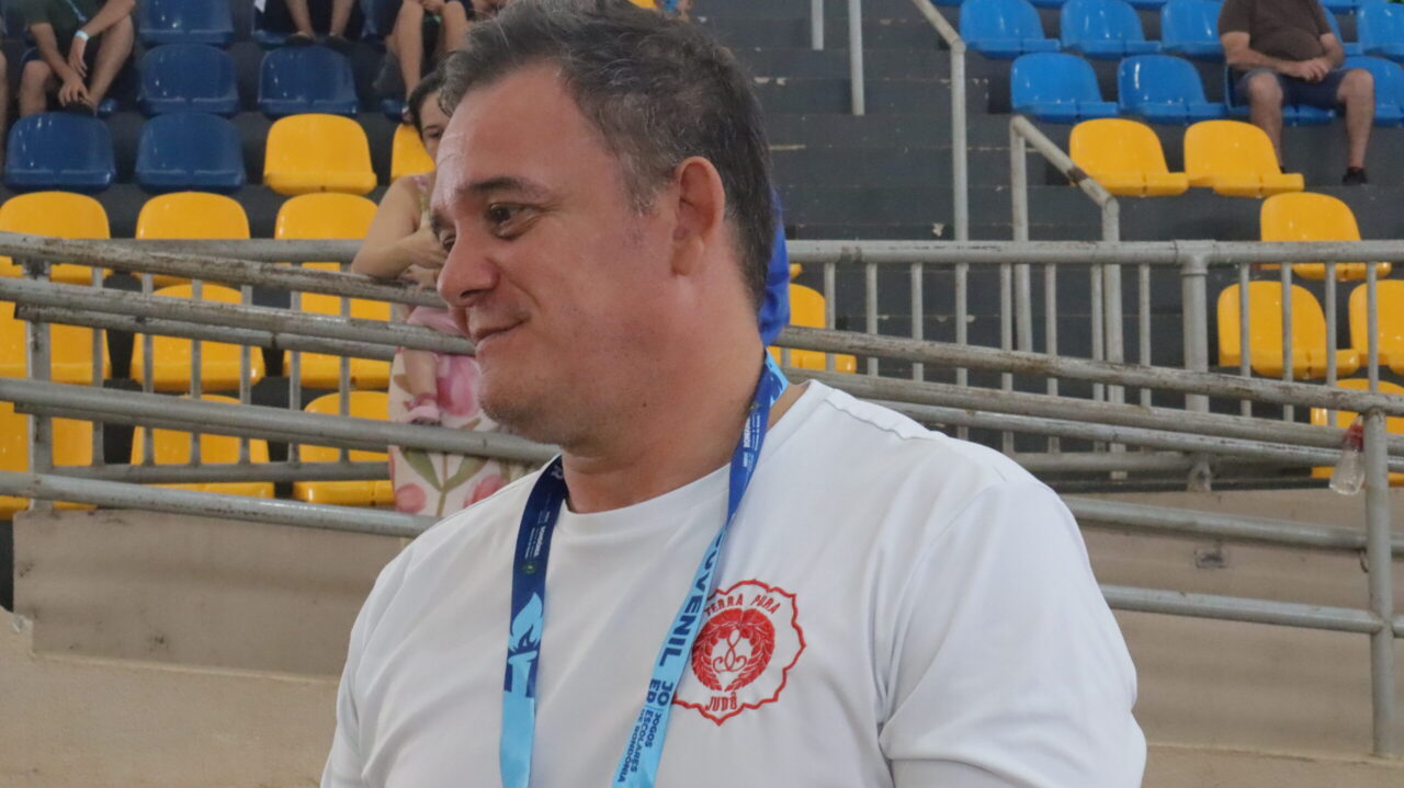 O professor de judô ressaltou que o esporte vai além das disputas e contribui para a formação pessoal dos estudantes-atletas