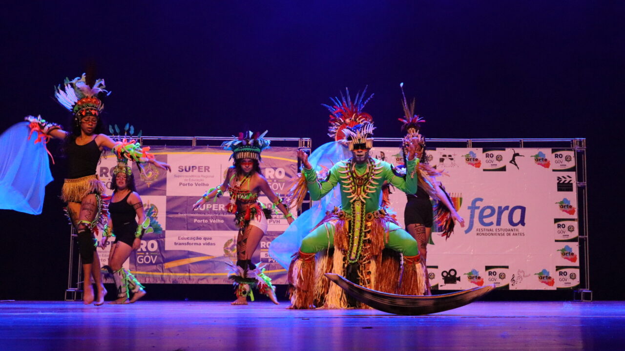 Projeto Super Talentos movimenta estudantes com apresentações culturais em Porto Velho