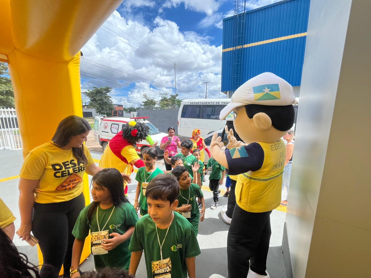 Campanha Maio Amarelo 2026 tem início em Rondônia com ações educativas para crianças em Porto Velho