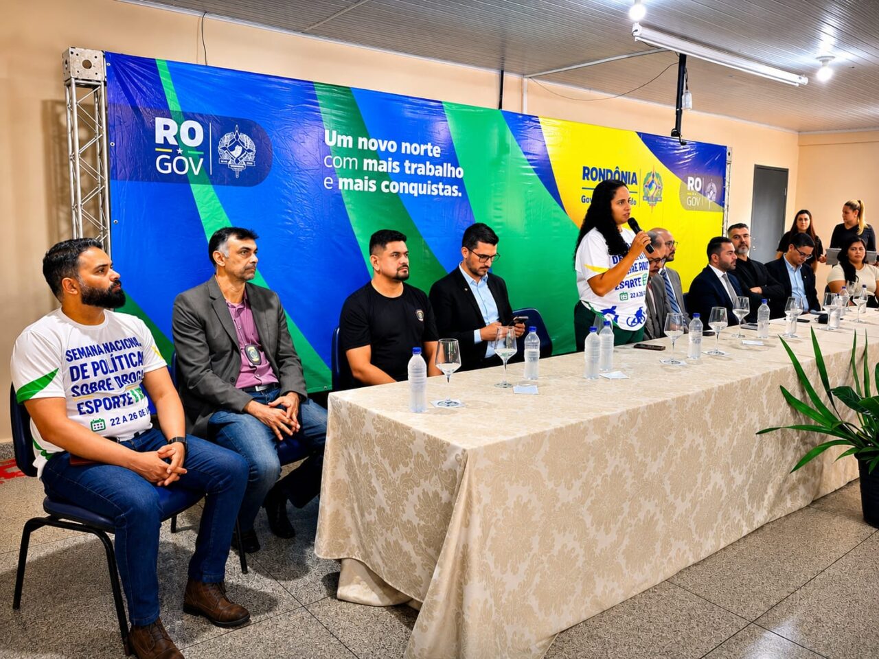 Em Porto Velho, a solenidade de abertura foi realizada na Escola Estadual Flora Calheiros, localizada na Zona Leste da Capital