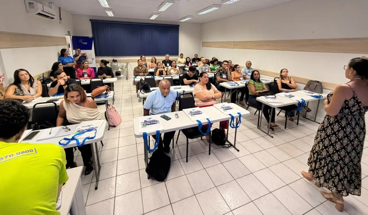 Formação para professores de escolas em tempo integral acontece em Porto Velho