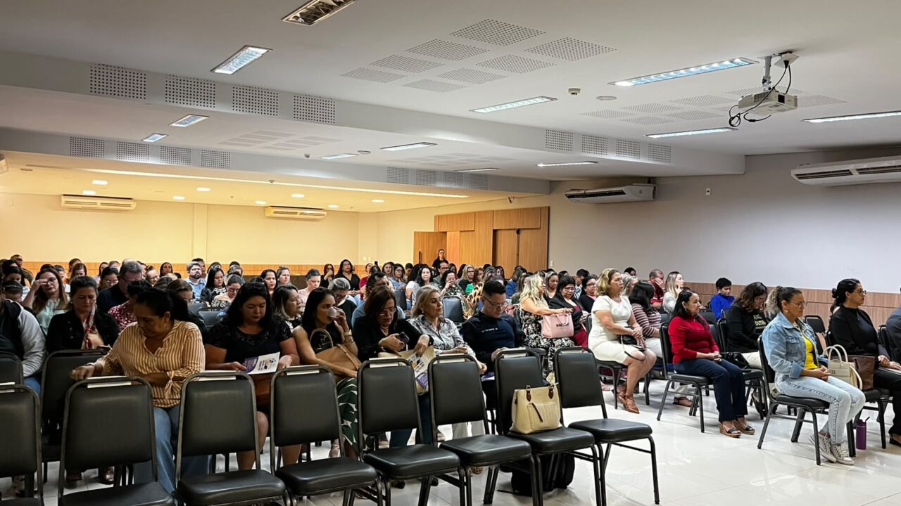 Encontro formativo fortalece mediação de conflitos e cultura de paz nas escolas estaduais