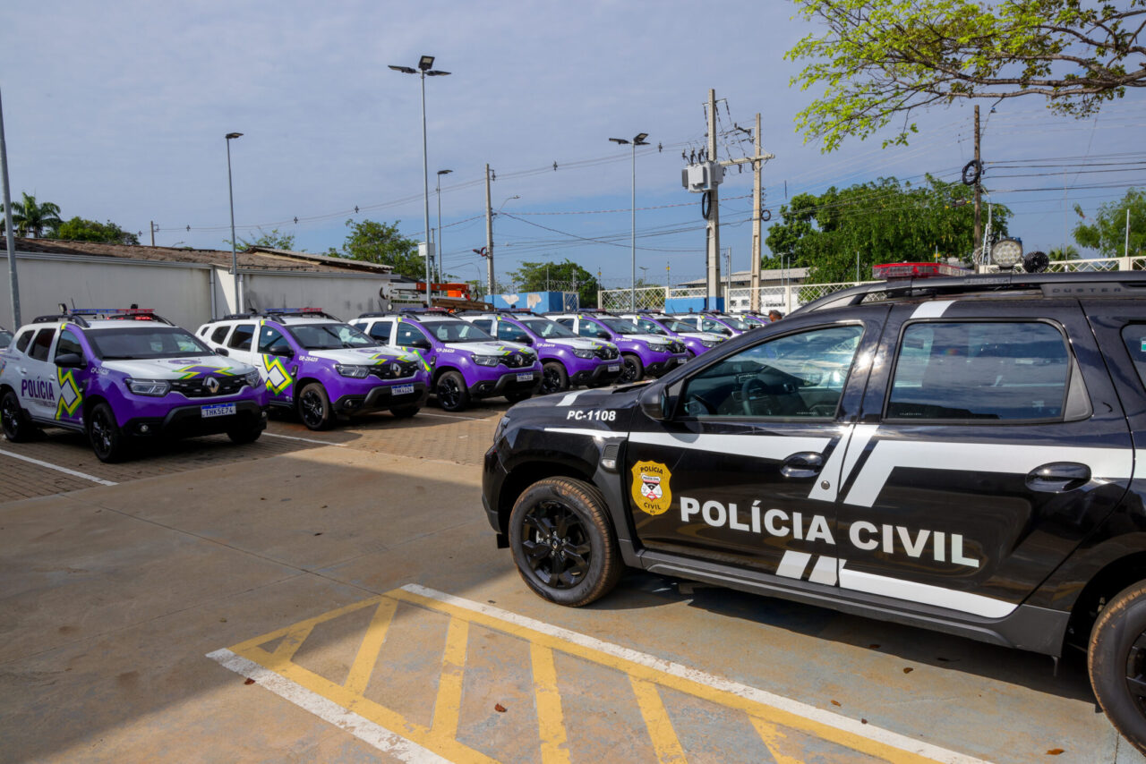 Governo de Rondônia entrega 18 veículos para reforçar o combate à violência contra a mulher