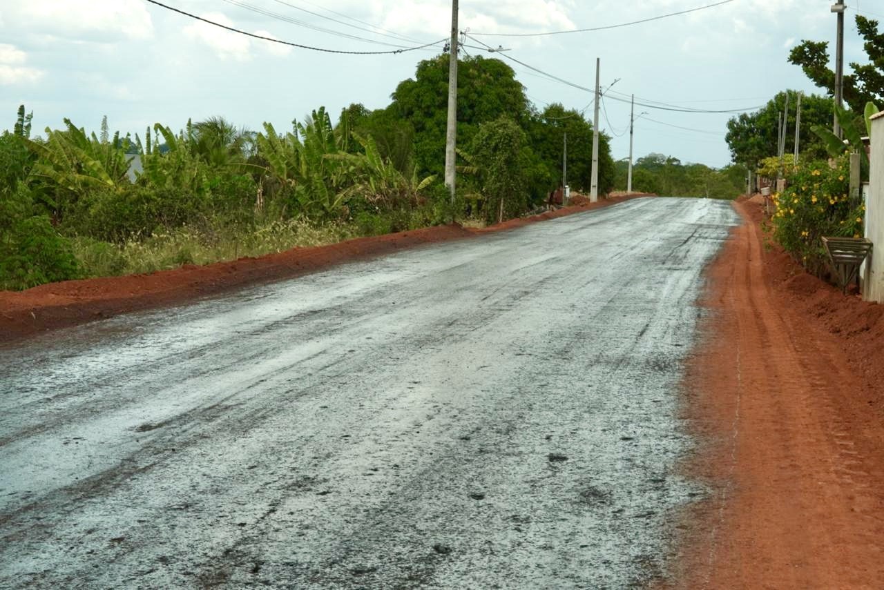 Mais vias estão sendo preparadas para receber a pavimentação