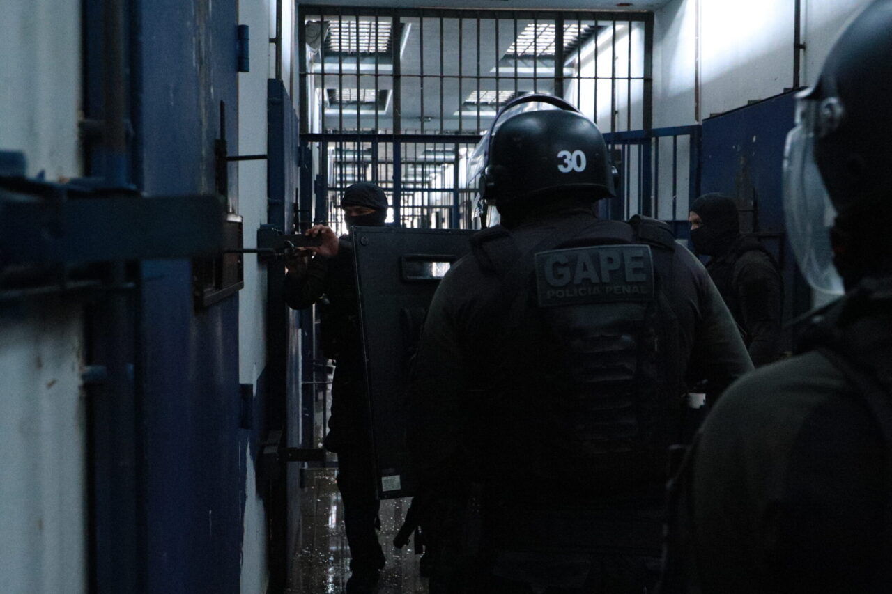 As operações da Polícia Penal seguem por tempo indeterminado, com foco na manutenção da ordem e da segurança nas unidades prisionais